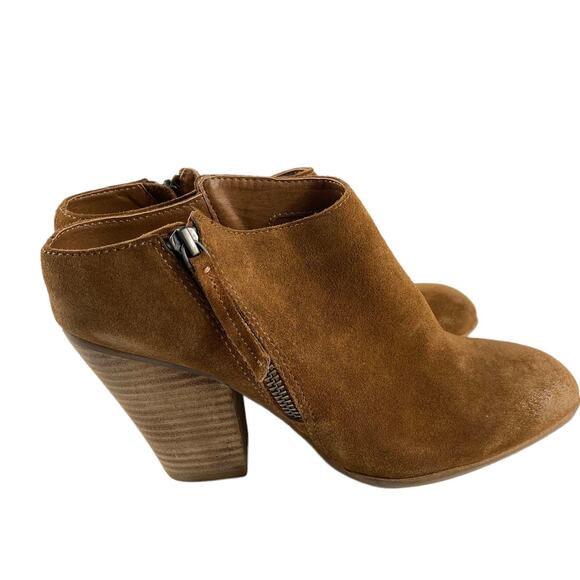 Dolce Vita Slip on Brown Suede Booties/Mule Size 8.5 - Picture 2 of 8